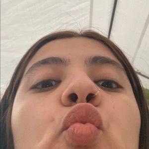 Meet your Posher, Haydee